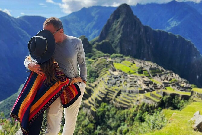 Cyberday Machu Picchu tour By Train 1 Day / Travel until December - Leaving Cusco at 3:00 a.m.