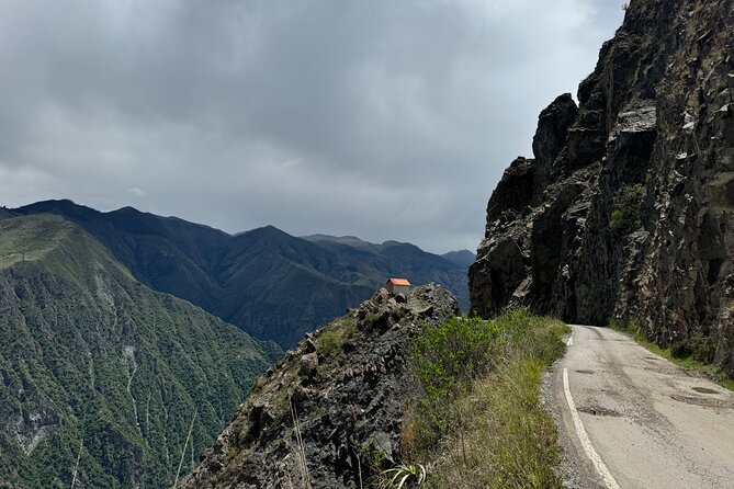 Death Road Peru, Mountain Bike Tour on the Most Dangerous Road - Starting before sunrise in Cusco