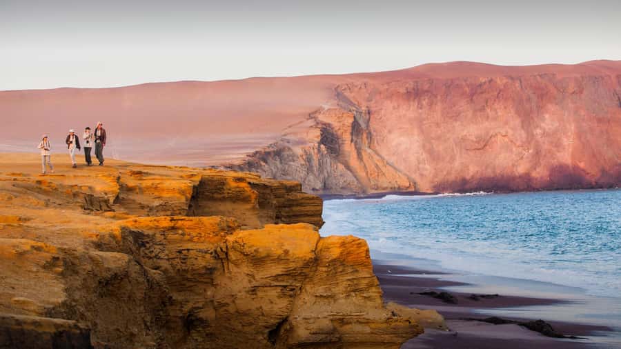 Discover Paracas, Ica and Nasca in a 2 days and 1 night trip - Huacachina: sand, speed and a short free afternoon