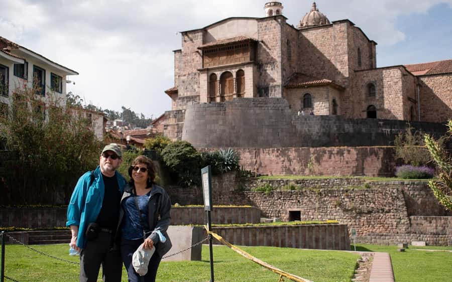 ECONOMIC PRIVATE TOUR IN THE CITY OF CUSCO - HALF DAY - Tambomachay and its flowing water