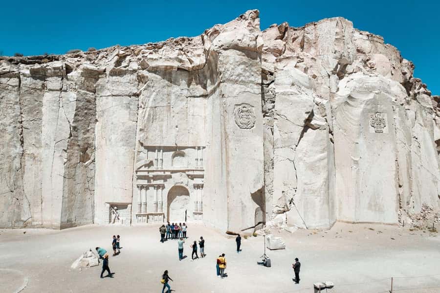 Exclusive Arequipa Ruta del Sillar Tour with Pickup - The pace, transport, and four-hour schedule