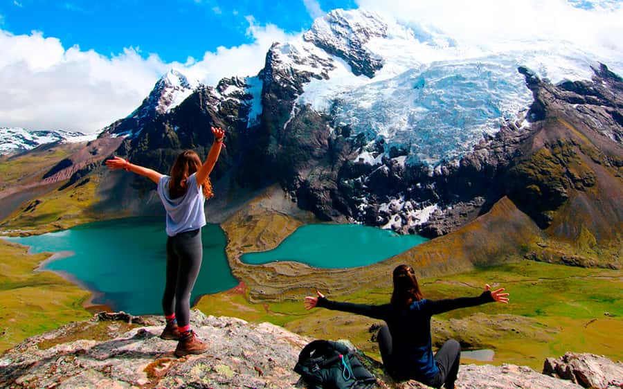 Excursion: Explore in one day the 7 lakes of Ausangate from Cusco - Hiking the seven-lagoon trail