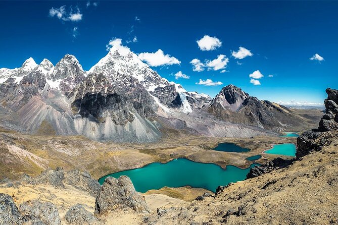 Excursion to Ausangate 7 lakes from Cusco. - Seven lagoons with seven different moods