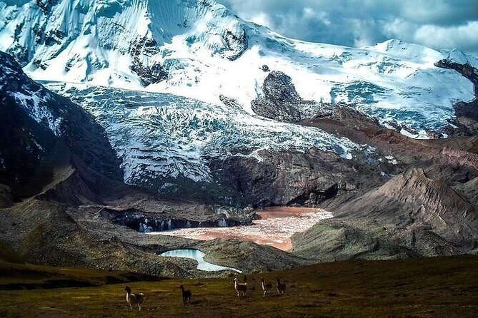 Excursion to Ausangate 7 lakes from Cusco. - Lunch and 45 minutes in Pacchanta’s hot springs