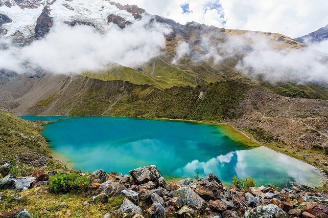 Excursion to Humantay Lake from Cusco - At the lake, Apus and fast-changing weather