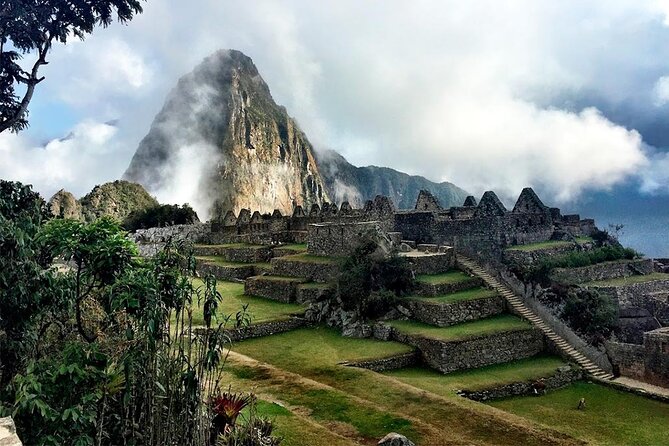 Excursion to Machupicchu from Cusco || Private Service || - Lunch in Aguas Calientes, then the long return