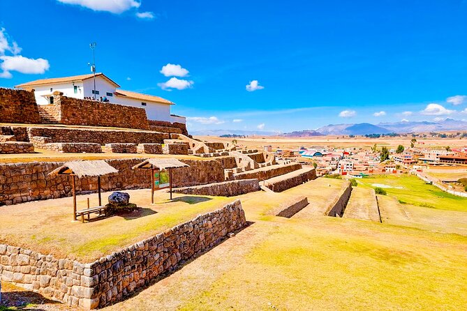 Excursion to Sacred Valley & salt mines - Moray with lunch buffet - Moray’s great circles and Inca farming experiments