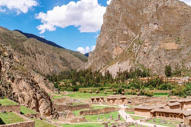 Excursion to Sacred Valley & salt mines - Moray with lunch buffet - Pisac’s terraces, paths, and waterworks