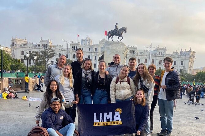 Experience Lima: Taste 12 Snacks and Visit Top Monuments - San Francisco church, convent, and catacombs