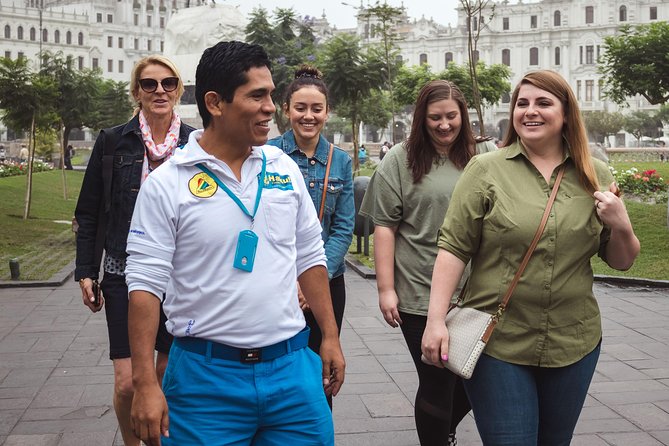 Fantastic Lima: City Tour + Magic Water Show + Local Dinner - Plaza San Martin and the first lesson in Lima