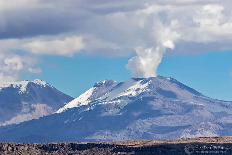 From Arequipa: 1-Day Guided Tour to Colca Canyon with Meals - The 3:00 am departure and the road to Chivay