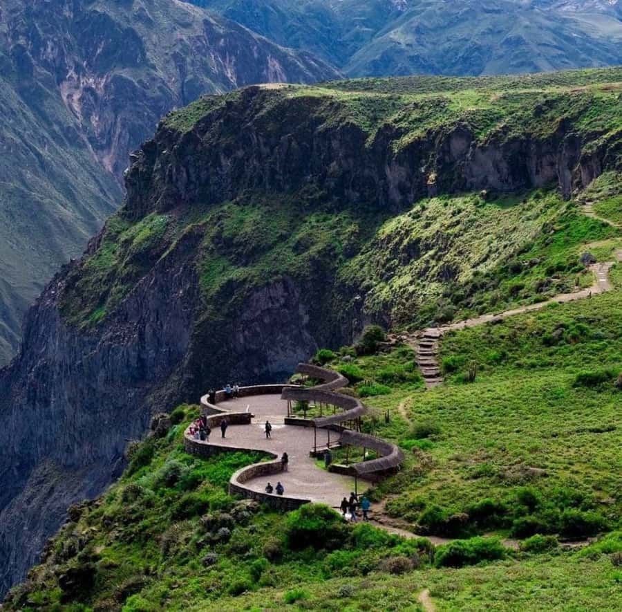 From Arequipa: 2-Day Colca Canyon Tour with Transfer to Puno - Why this two-day route makes sense