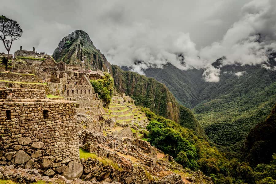 From Cusco: 2-Day Inca Trail to Machu Picchu - Day one: the long road to Hydroelectric Station
