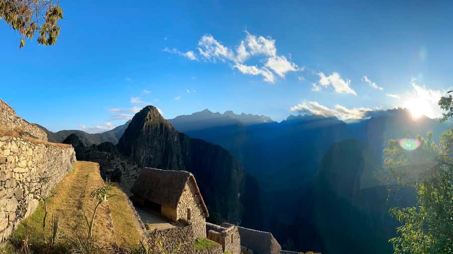 From Cusco: 2-Day Trip to the Sacred Valley and Machu Picchu - Ollantaytambo, where the stones do the talking