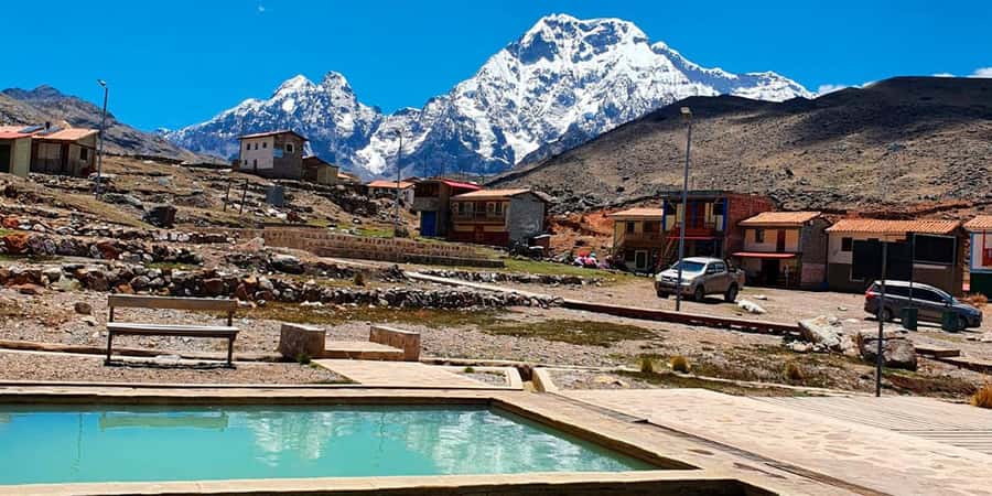 From Cusco: 7 Lakes Ausangate Trek with Breakfast and Lunch - The 7 details that matter most