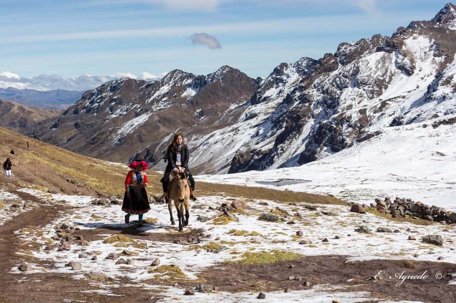 From Cusco: 7 Lakes Ausangate Trek with Breakfast and Lunch - Who should book this day trip?