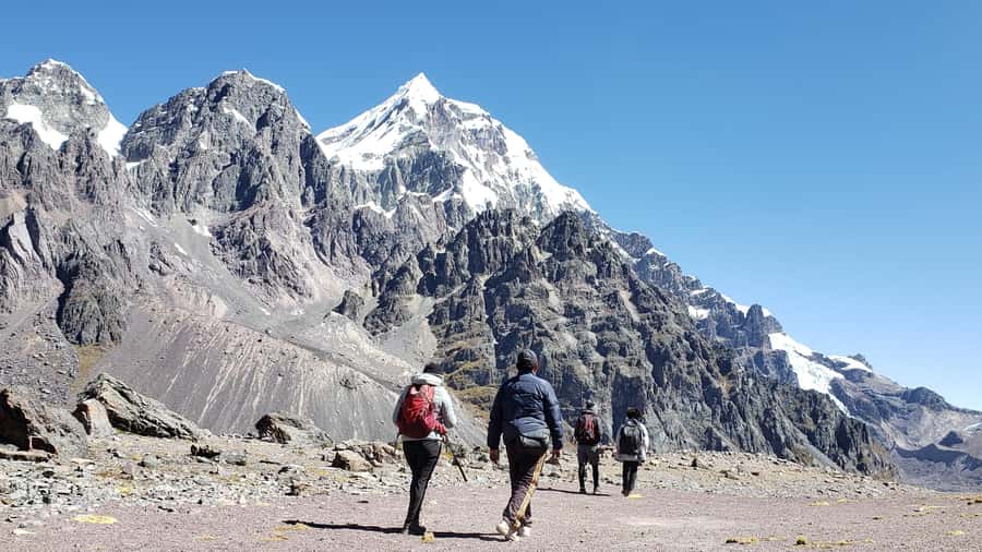 From Cusco: 7 Lakes of Ausangate Full Day Tour - The early ride to Pacchanta