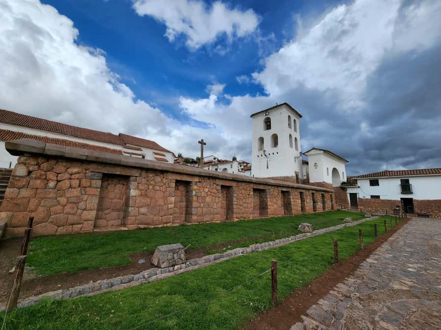 From Cusco: Chinchero, Moray, Maras, Ollantaytambo, Pisaq - Pisaq closes the day with terraces and a cemetery