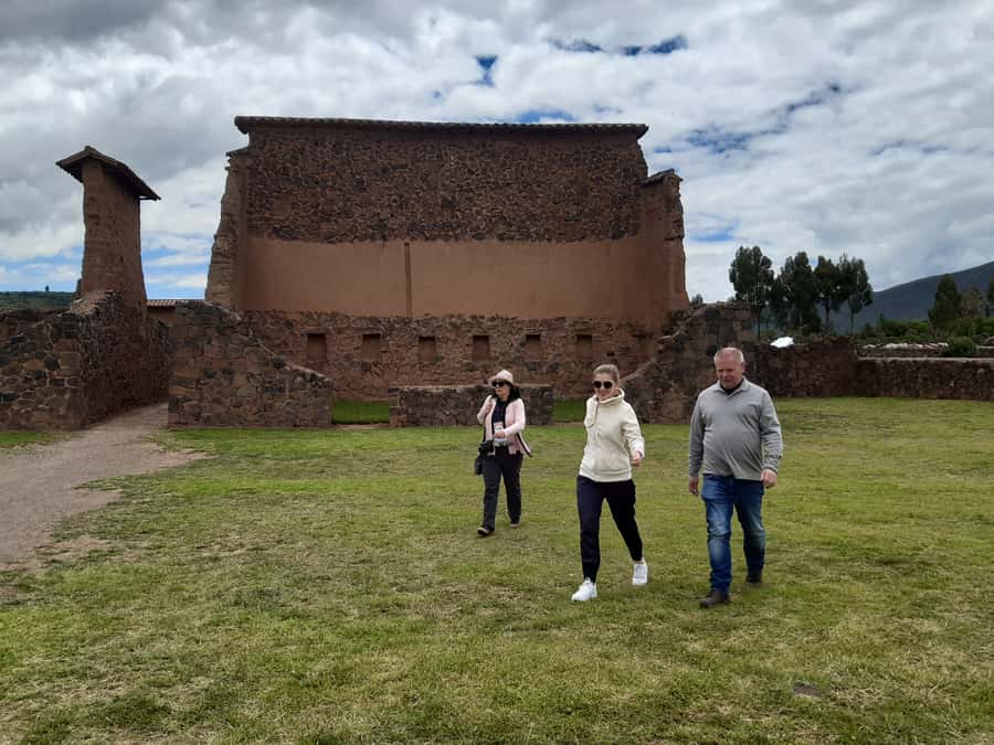 From Cusco: Lake Titicaca with a visit to Uros and Taquile - Why this Cusco to Puno route works well