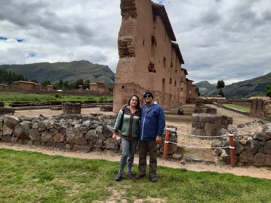 From Cusco: Lake Titicaca with a visit to Uros and Taquile - Pukara and the night in Puno