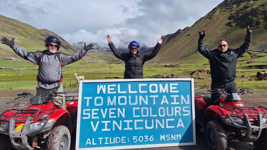 From Cusco: Mountain of colors and red valley on ATVs - One hour at Rainbow Mountain