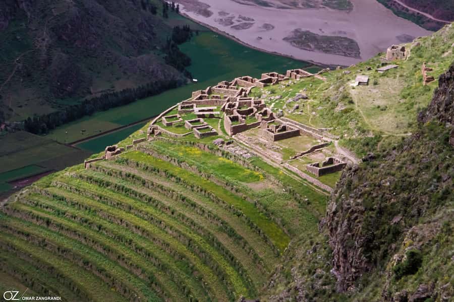 From Cusco: Sacred Valley of the Incas Full-Day Tour - Lunch and the middle of a long touring day