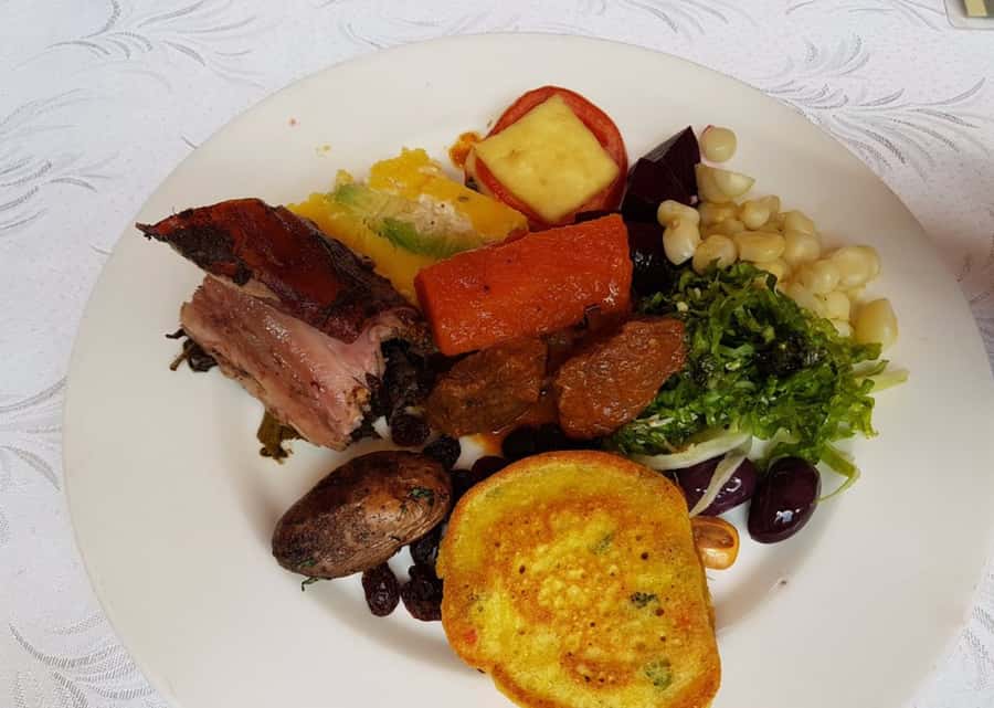 From Cusco: Sacred Valley Tour with Buffet Lunch - Lunch in Urubamba