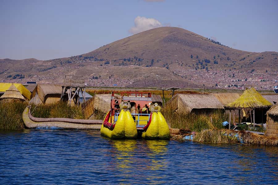 From Cusco: Titicaca Lake - Full day tour with sleeper bus - Taquile Island: the better walking and food stop