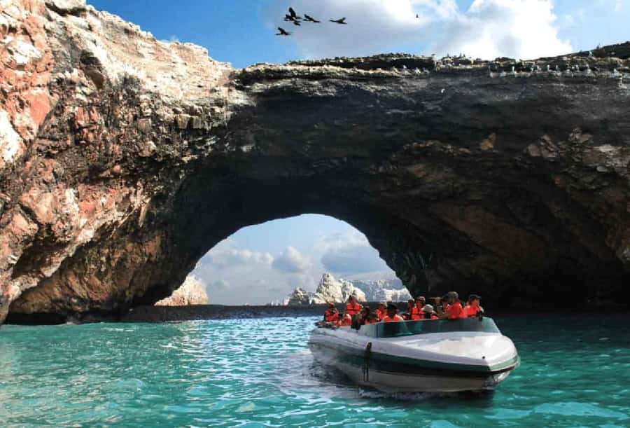 From Lima: Ballestas Islands and Huacachina Sunset Day Trip - Why this Lima to Ica trip works