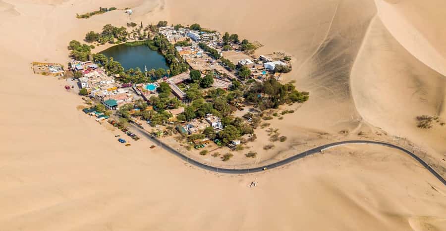 From Lima: Huacachina Oasis & Ballestas Island - ENGL / ESPA - Meeting at Larcomar before the long southern drive