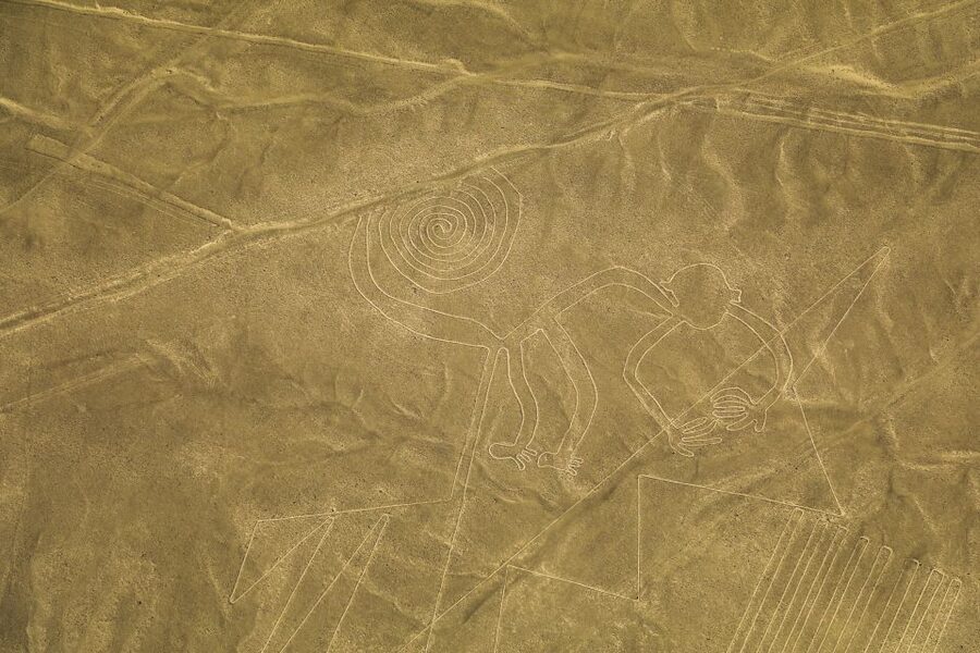 From Nazca: 35-Minute Flight Over Nazca Lines - Why the six-seat aircraft can be a plus