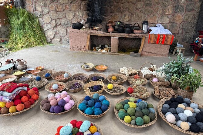 From the Sacred Valley: Salt Mines & Moray - Private tour - Chinchero: alpaca wool and living Andean craft
