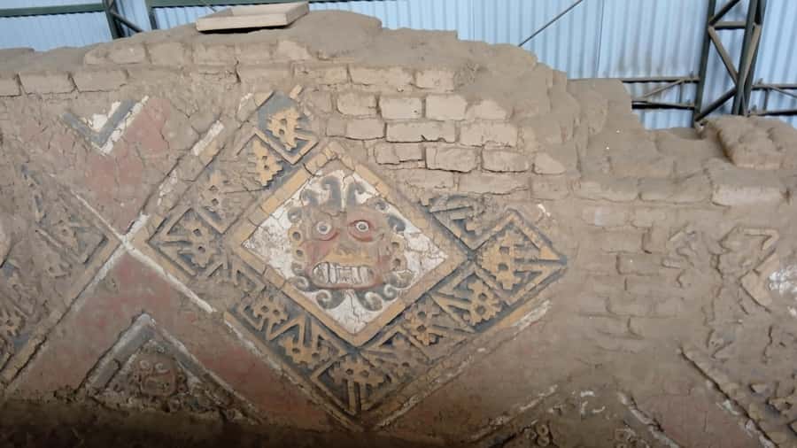 From Trujillo: Temple of the Moon and Sun and Chan Chan - Lunch breaks up the archaeology