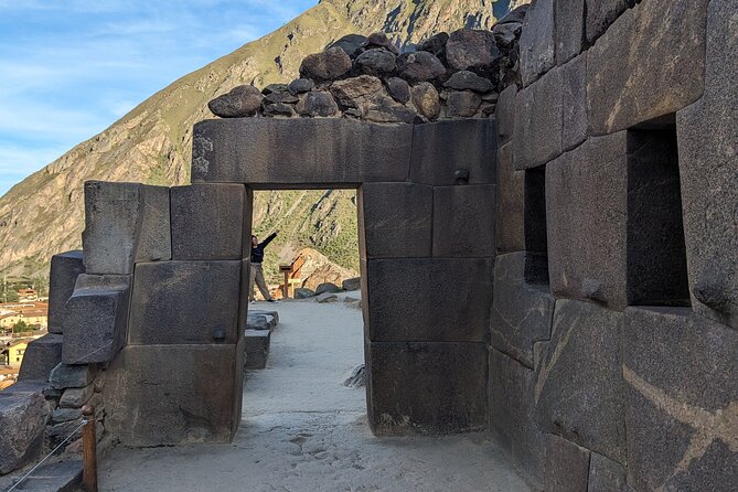From Urubamba & Ollantaytambo: Sacred Valley Day tour with Lunch - Chinchero: colonial faith and living Quechua craft