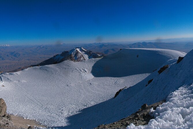 Full day Climbing tour to Chachani Volcano 6075 m (min. 2 people) - What the $250 price covers