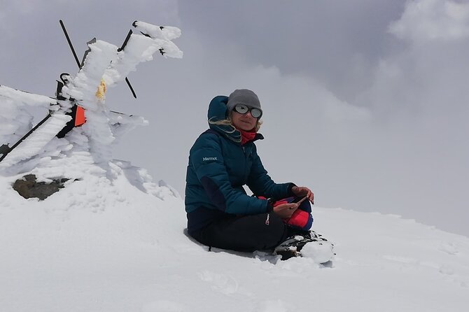Full day Climbing tour to Chachani Volcano 6075 m (min. 2 people) - Fox Camp and the long push toward 6,075 meters