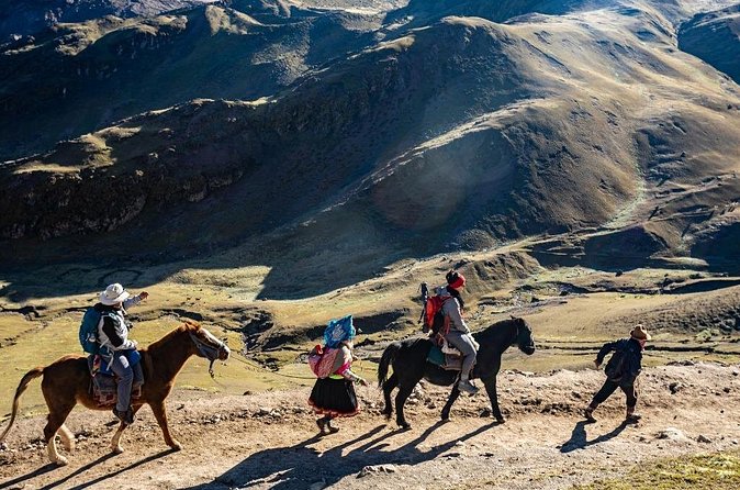 Full Day Hiking Tour in Rainbow Mountain Vinicunca Cusco - The climb from 4,626 meters to Vinicunca