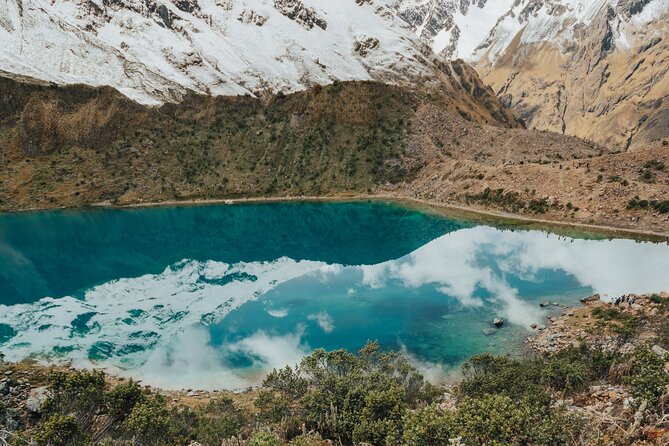 Full-Day Hiking Tour to Lake Humantay - The road to Mollepata and the first meal