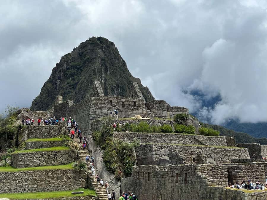 Full day Machu Picchu departing from the city of Cusco - Inca Rail Voyager through the Urubamba Valley