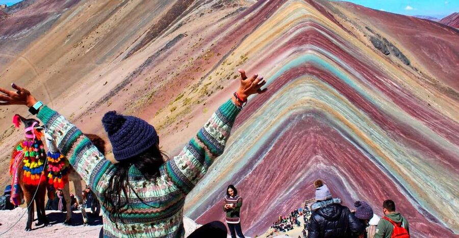 FULL DAY| MOUNTAIN OF COLORS ON HORSEBACK - Returning for lunch in Cusipata