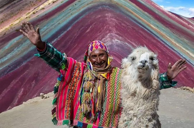 Full Day Rainbow Mountain Tour - The long ride back to Cusco