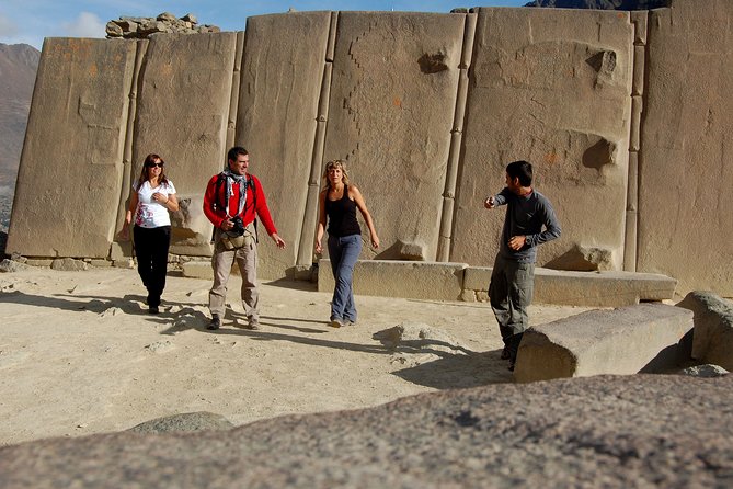 Full Day - Sacred Valley & Ccaccaccollo (Weaving experience) - The guides make the difference