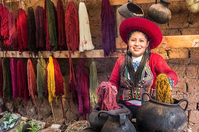 FULL DAY SACRED VALLEY TOUR (Just for your family) - Pisac ends with ruins and a craft market