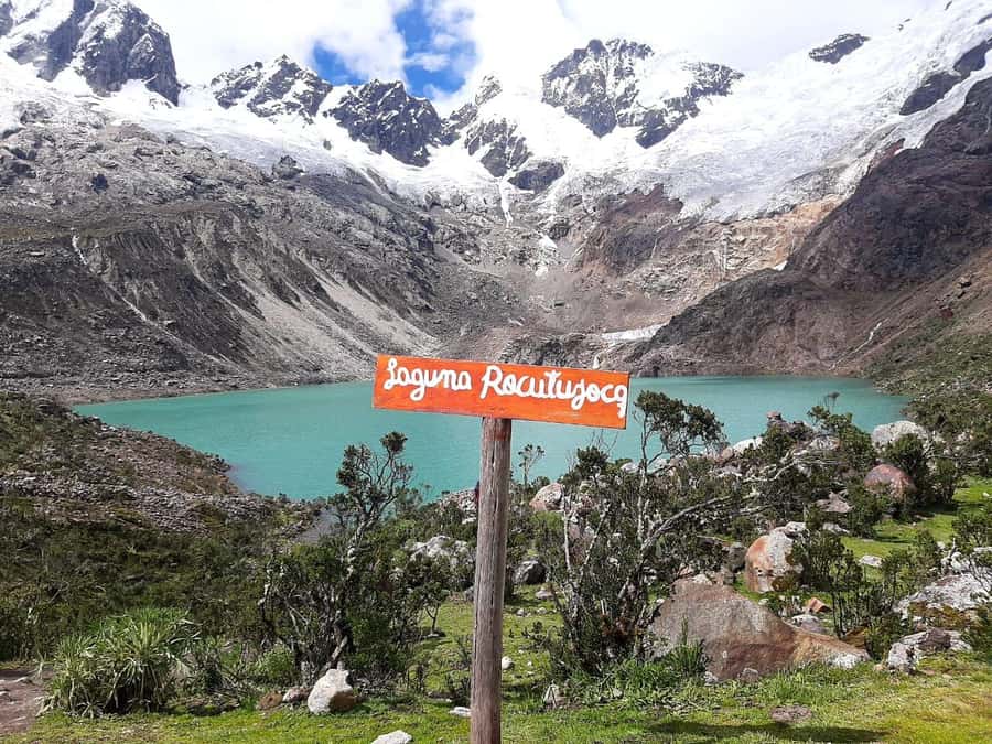 Full Day to Rocotuyoc and Congelada Lagoons - A convenient 9:00 AM start from Huaraz