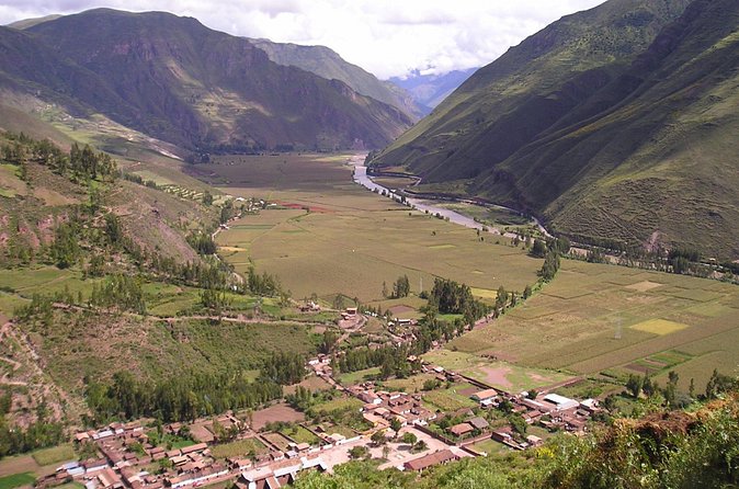 Full day tour of Sacsayhuaman,Q’enQo, Puka Pukara, and Sacred Valley Tour - Chinchero: Peru’s weaving traditions in action