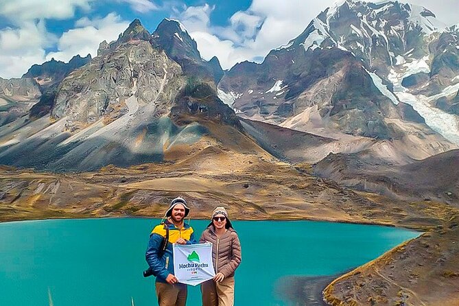 Full-Day Tour to Ausangate 7 Lakes - The 4:00 am Pickup and Ride to Pacchanta