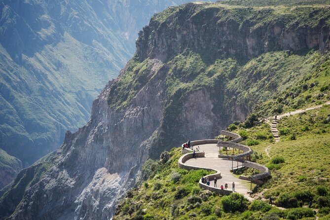 gazebos cannon of the coca - Cruz del Condor: the morning’s main event