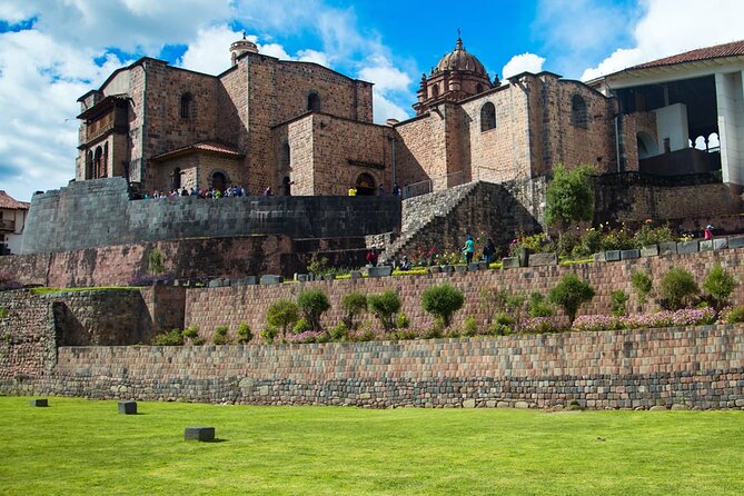 Half Day City Tour in Cusco - Saqsaywaman, the tour’s big visual payoff