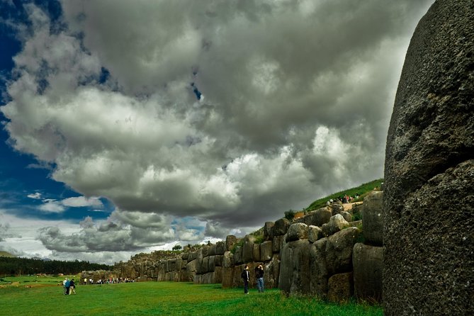 Half-Day City Tour of Cusco Including Tambomachay - Qorikancha: where Inca and Catholic walls meet