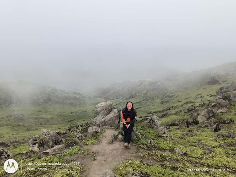 Hiking Lomas de Lachay in Lima - The 5 to 5:15 am pickup and long road out of Lima